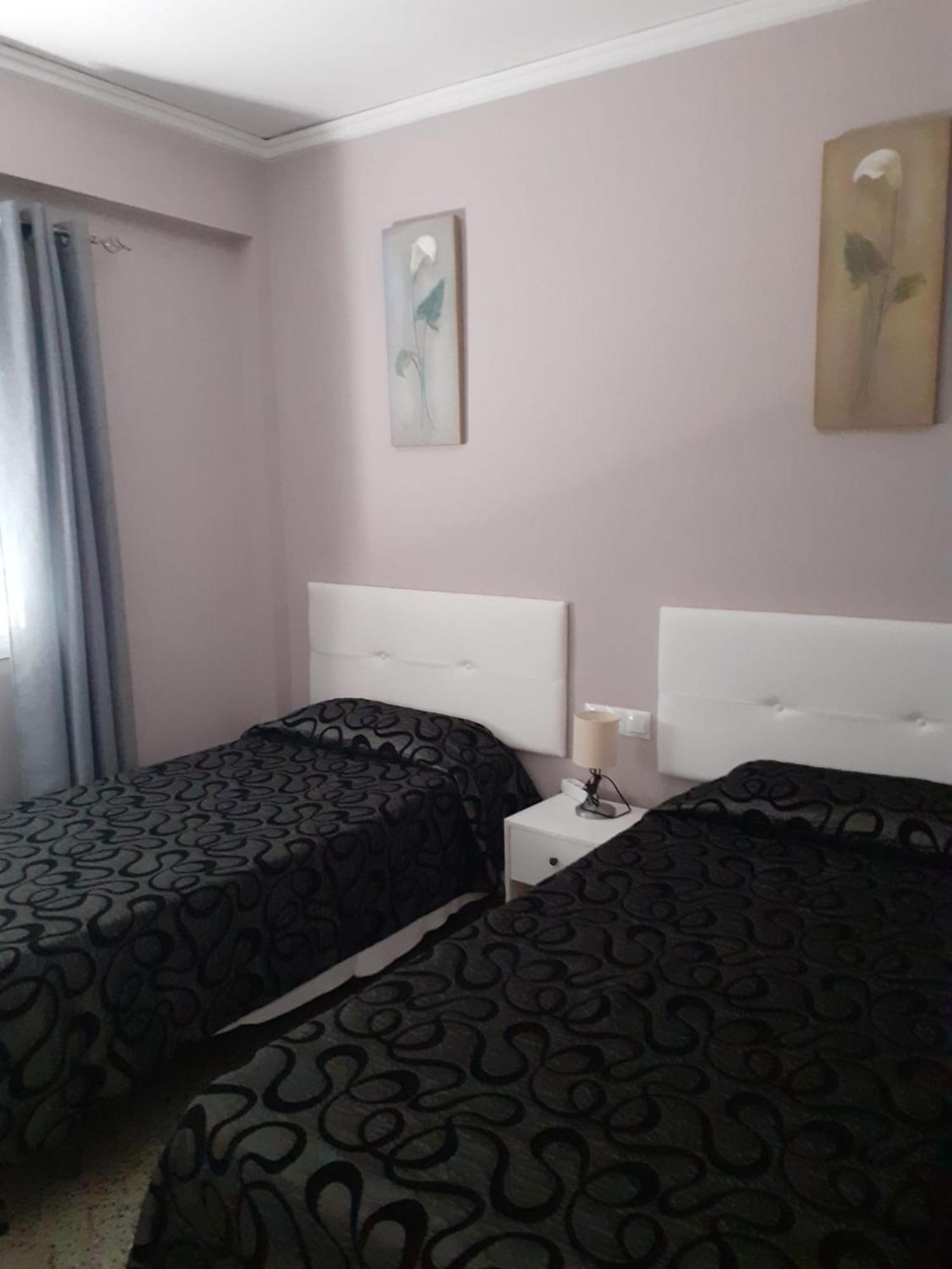 Oasis Apartments playa albaranas Denia Bagian luar foto
